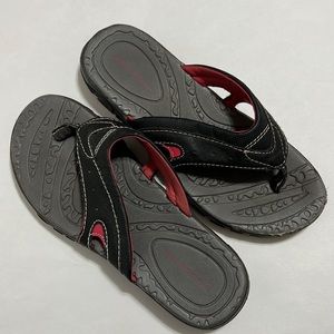Eddie Bauer Flip Flops